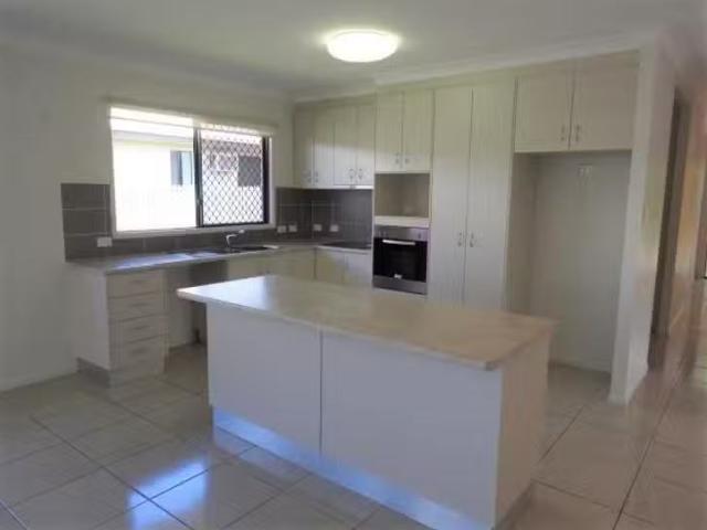 House for rent in Kelso, Queensland