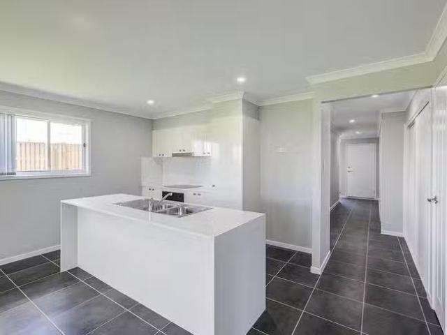 House for rent in Gleneagle, Queensland