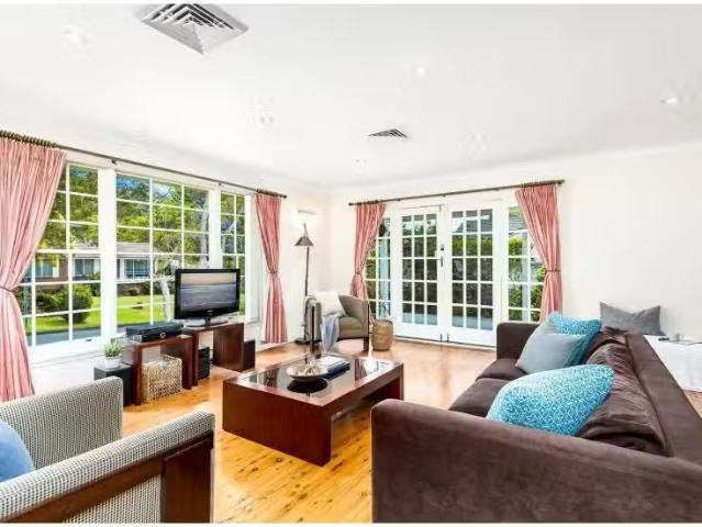 House for rent in Wollongong West, New South Wales