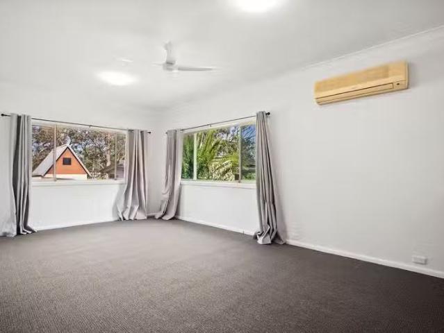 House for rent in Oak Flats Dc, New South Wales