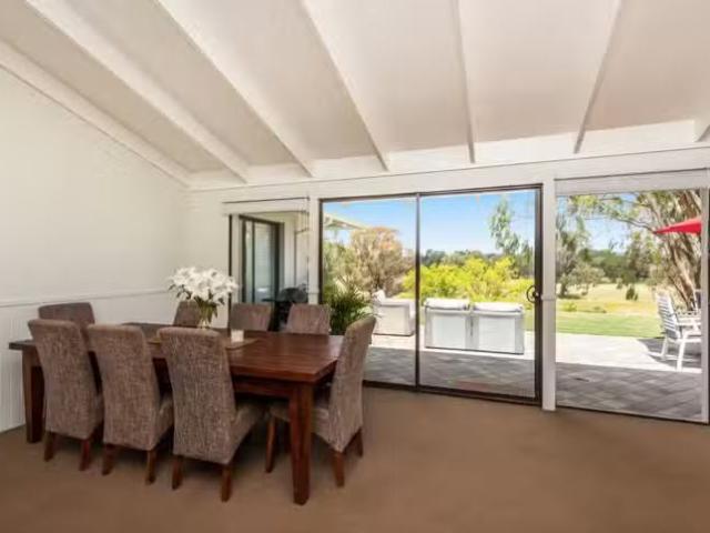 House for rent in West Swan, Western Australia