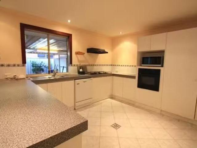 House for rent in Success, Western Australia