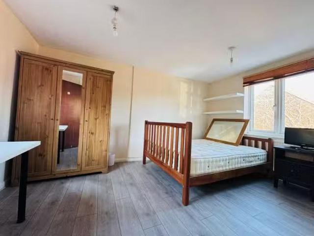House for rent in Beckton, Greater London
