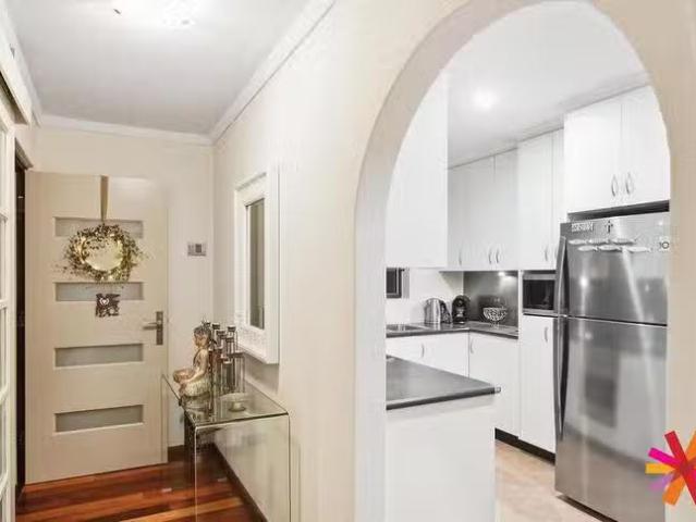 House for rent in Como, Western Australia