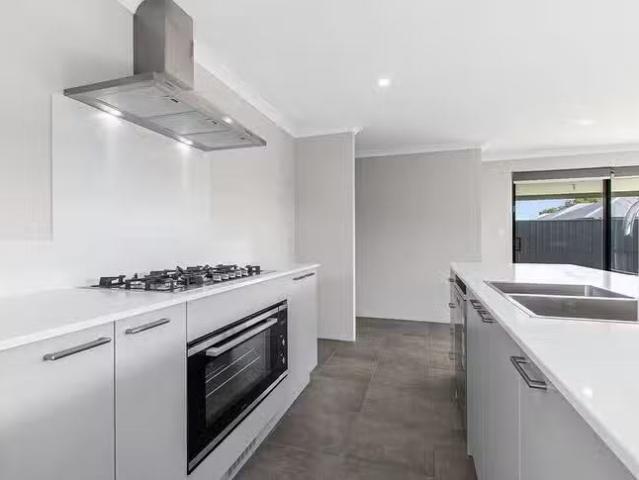House for rent in Parklands, Western Australia
