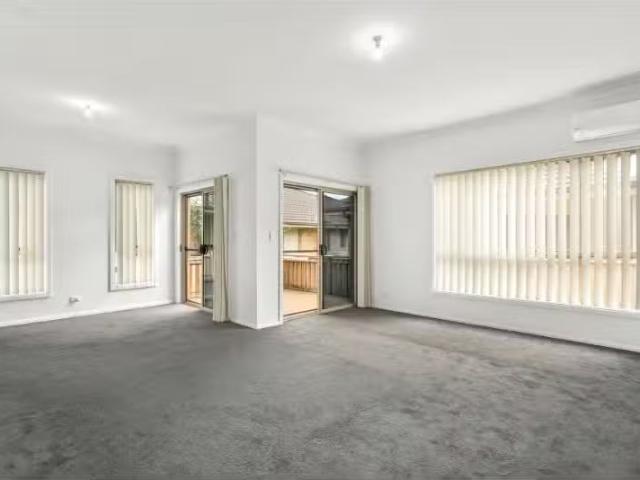 Apartment for rent in Wollongong West, New South Wales