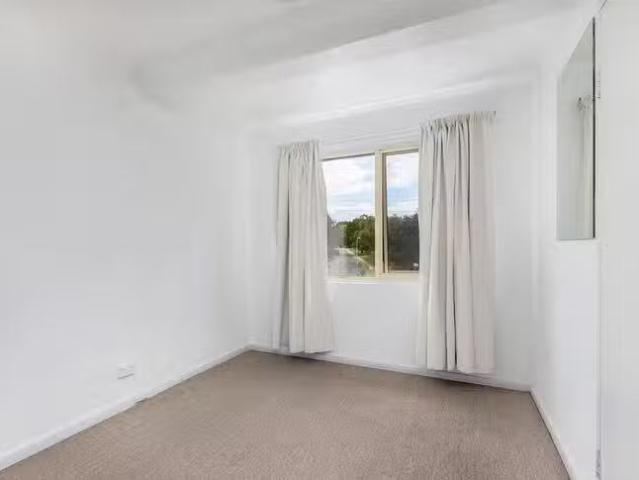 House for rent in Woden, Australian Capital Territory