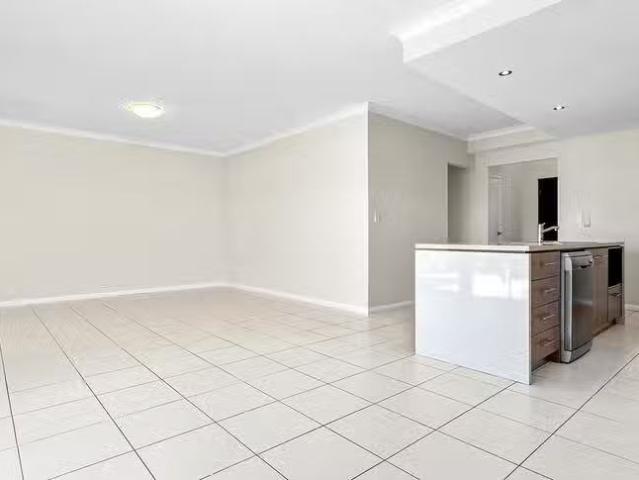 House for rent in Success, Western Australia