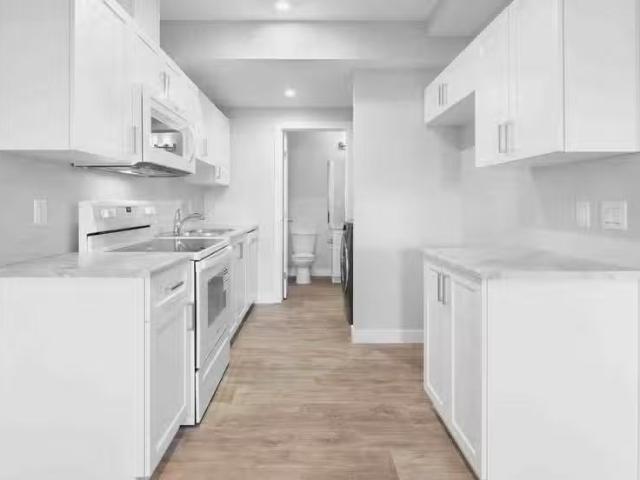 Condo for rent in Rolly View, Alberta