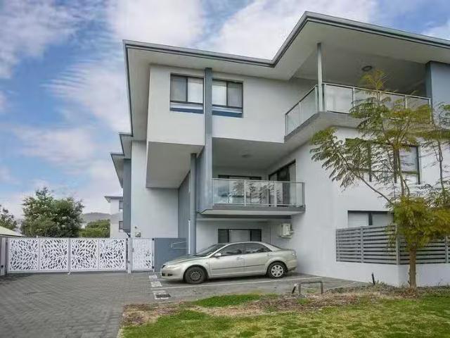 Apartment for rent in Cloverdale, Western Australia
