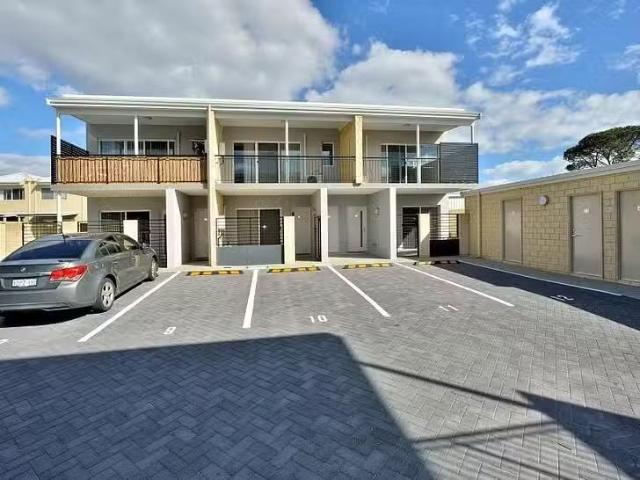Apartment for rent in Parklands, Western Australia