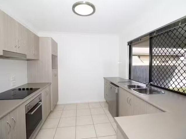 House for rent in Thyra, Victoria