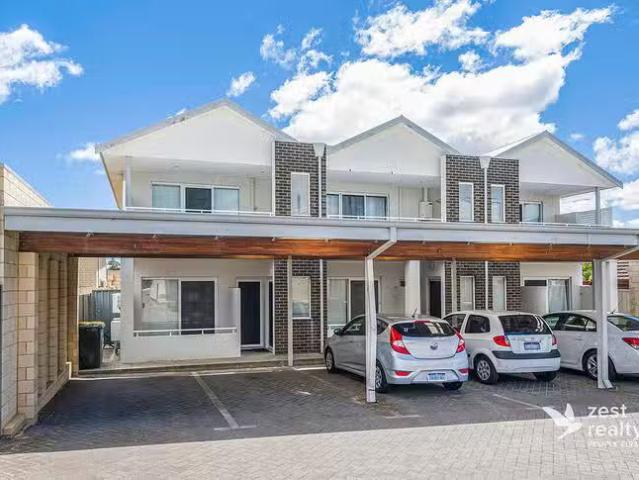 Apartment for rent in Parklands, Western Australia