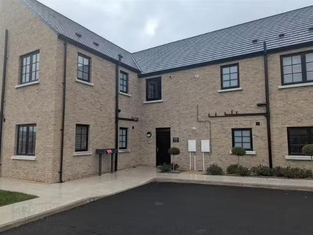 Apartment to rent in Gorteeny, Connacht