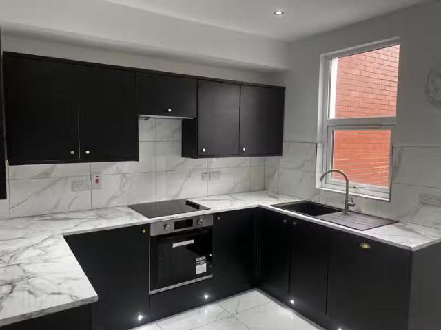 House to rent in Tuam, Connacht