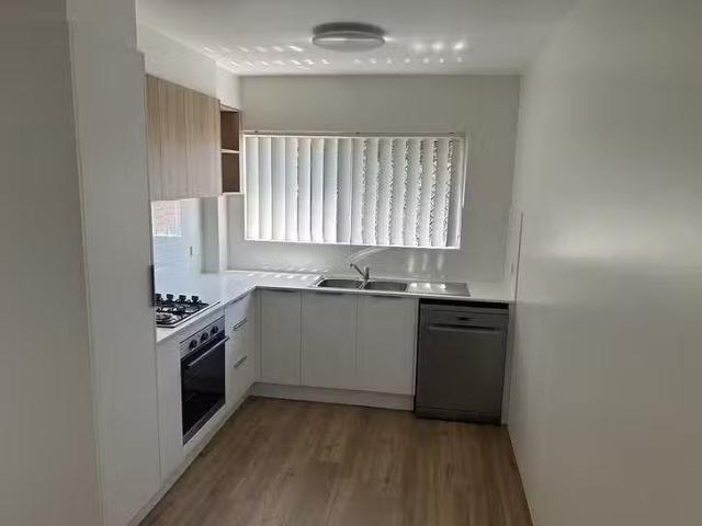 Apartment for rent in Toombul, Queensland