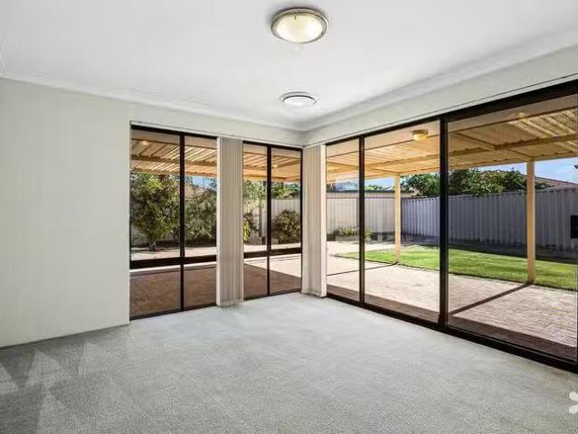 House for rent in Winthrop, Western Australia