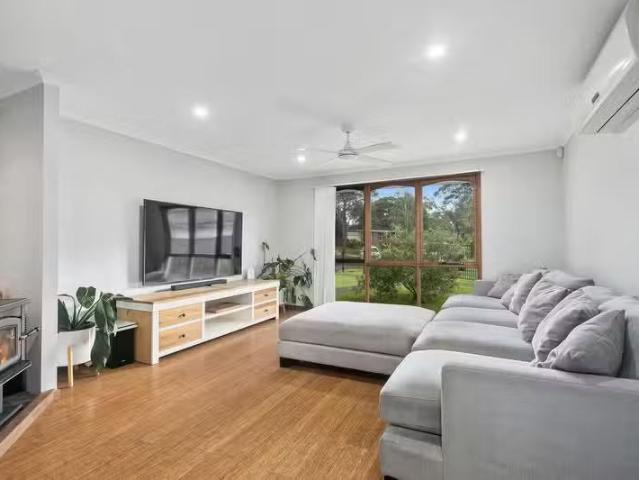 House for rent in Wollongong West, New South Wales