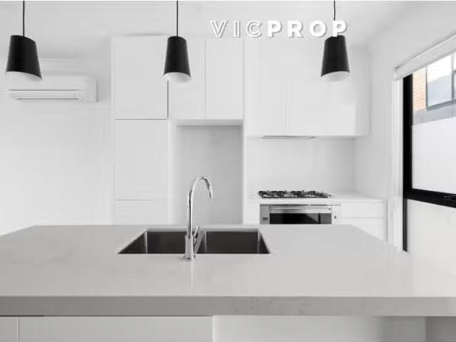 Condo for rent in Camerons Creek, Victoria