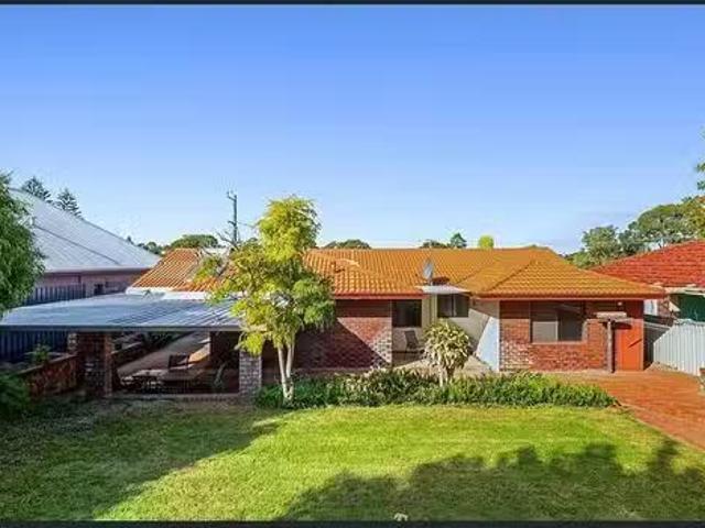 House for rent in Kallaroo, Western Australia