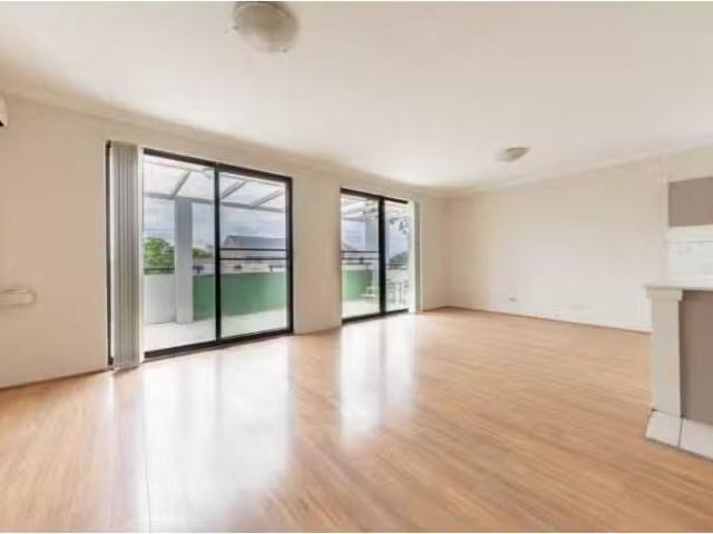 Apartment for rent in Old Guildford, New South Wales