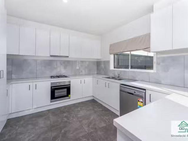 House for rent in Coalville, Victoria