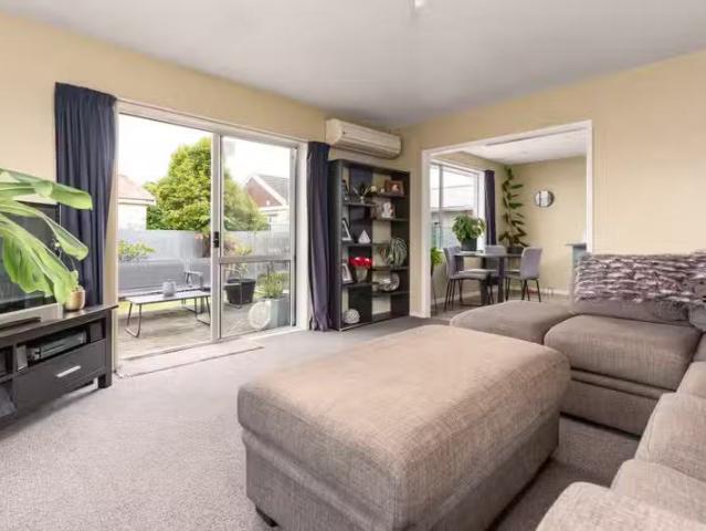 House for rent in Chaslands, Canterbury