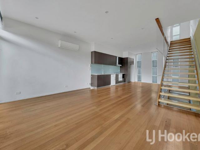Townhouse for rent in Camerons Creek, Victoria