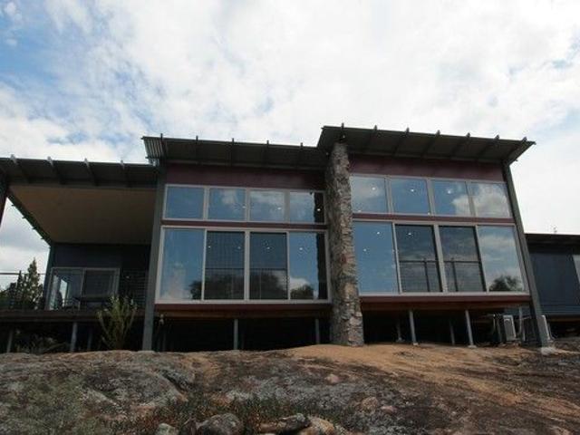 Cottage for sale in Inverell, New South Wales