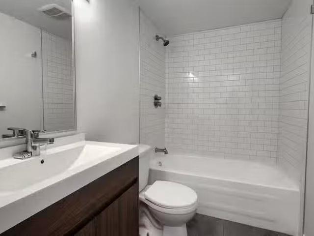 Condo for rent in Laval, Quebec