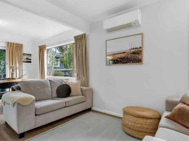 Townhouse for rent in Wairau Valley