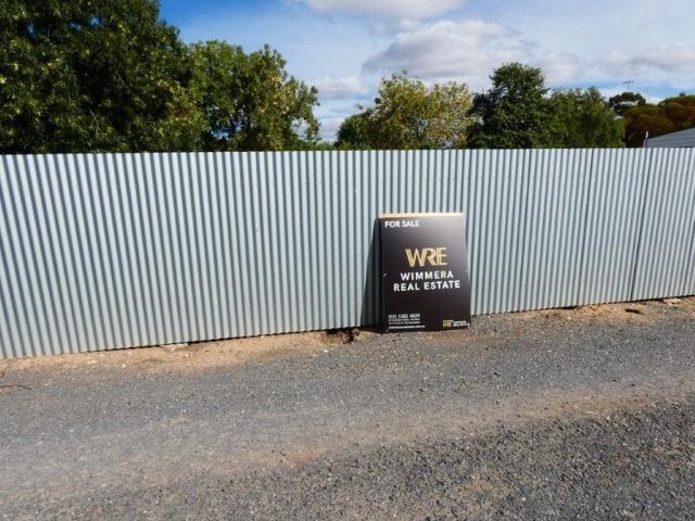 Land for sale in Warracknabeal, Victoria