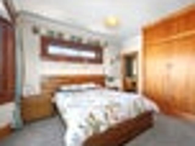 House for sale in Chaslands, Canterbury