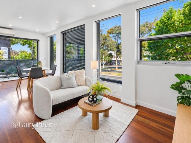 Apartment for sale in St Kilda, Melbourne