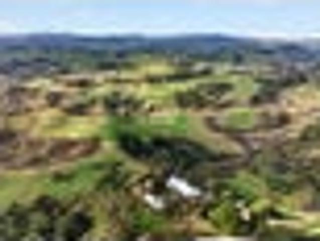 House for sale in Awhitu