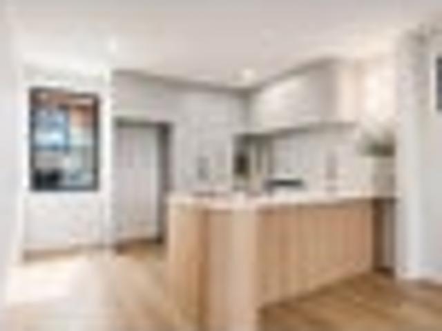 House for sale in Paremoremo