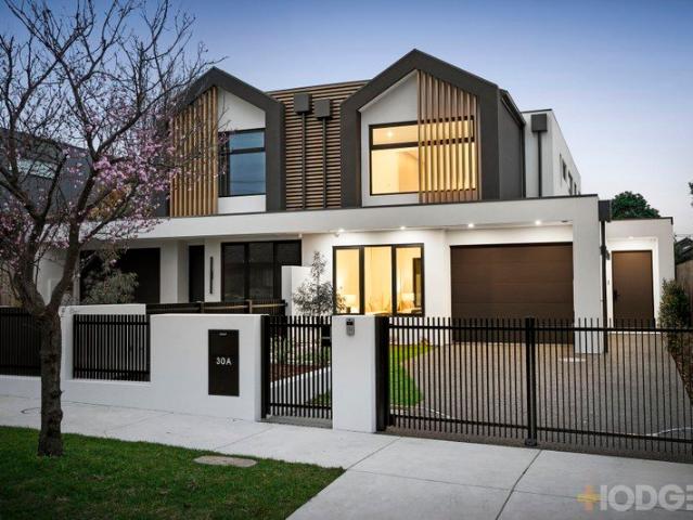 Townhouse for sale in Camerons Creek, Victoria