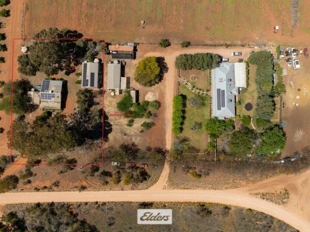 Cottage for sale in Colignan, Victoria