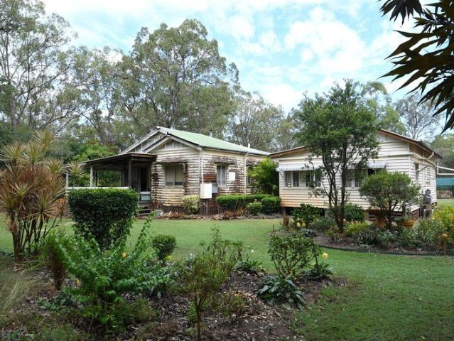 Cottage for sale in Coominya, Queensland