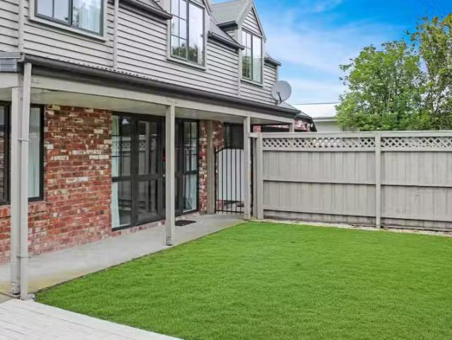 House for rent in Chaslands, Canterbury