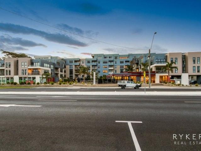 Apartment for sale in Lakes Entrance, Victoria