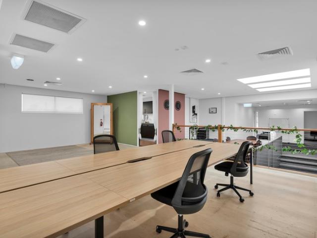 Warehouse for rent in Noosaville, Queensland