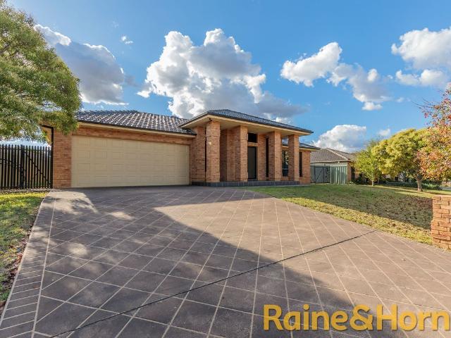 House for sale in Dubbo House for sale in Dubbo