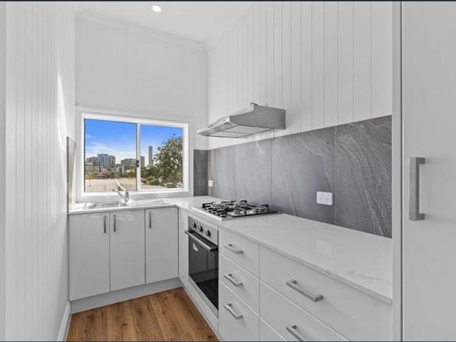 Apartment for rent in Toombul, Queensland