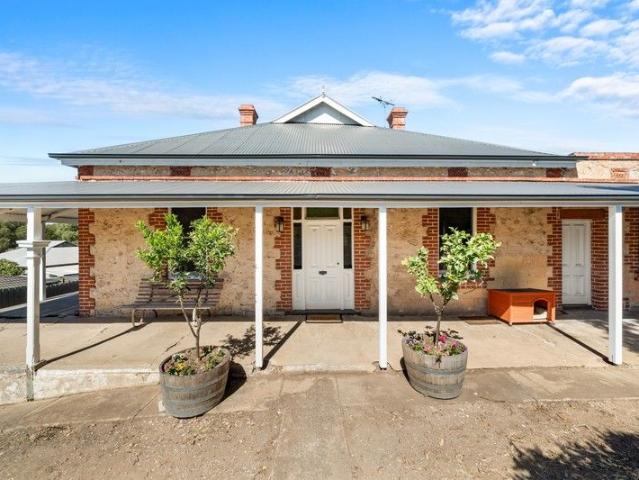 House for sale in Horseshoe Creek, South Australia