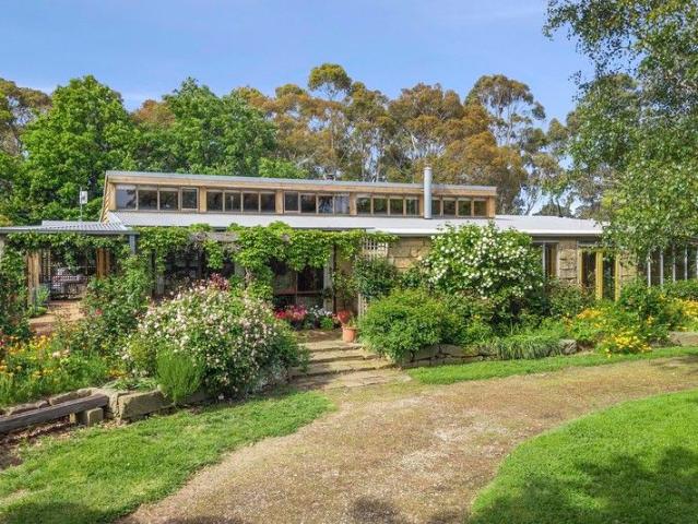 House for sale in Kingston, Victoria