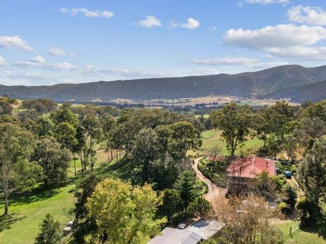 Cottage for sale in Araluen, New South Wales