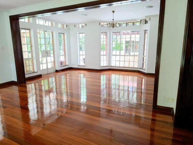 House for rent in Westlands, Roslynn