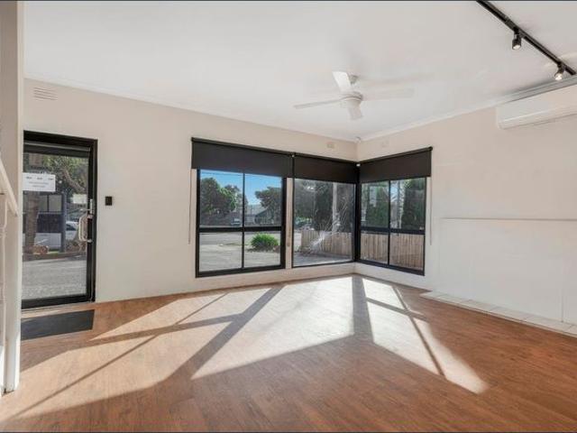 Townhouse for rent in Camerons Creek, Victoria