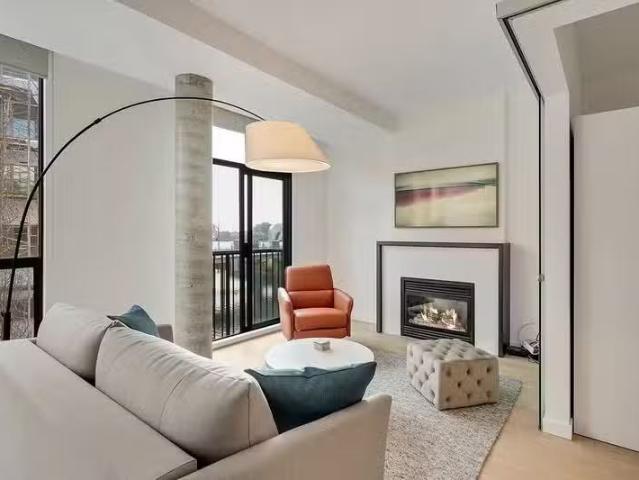 Condo for rent in Victoria, British Columbia